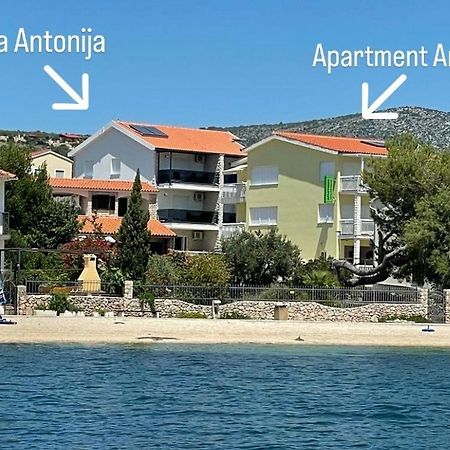 Apartment Antonija Рогозница Экстерьер фото