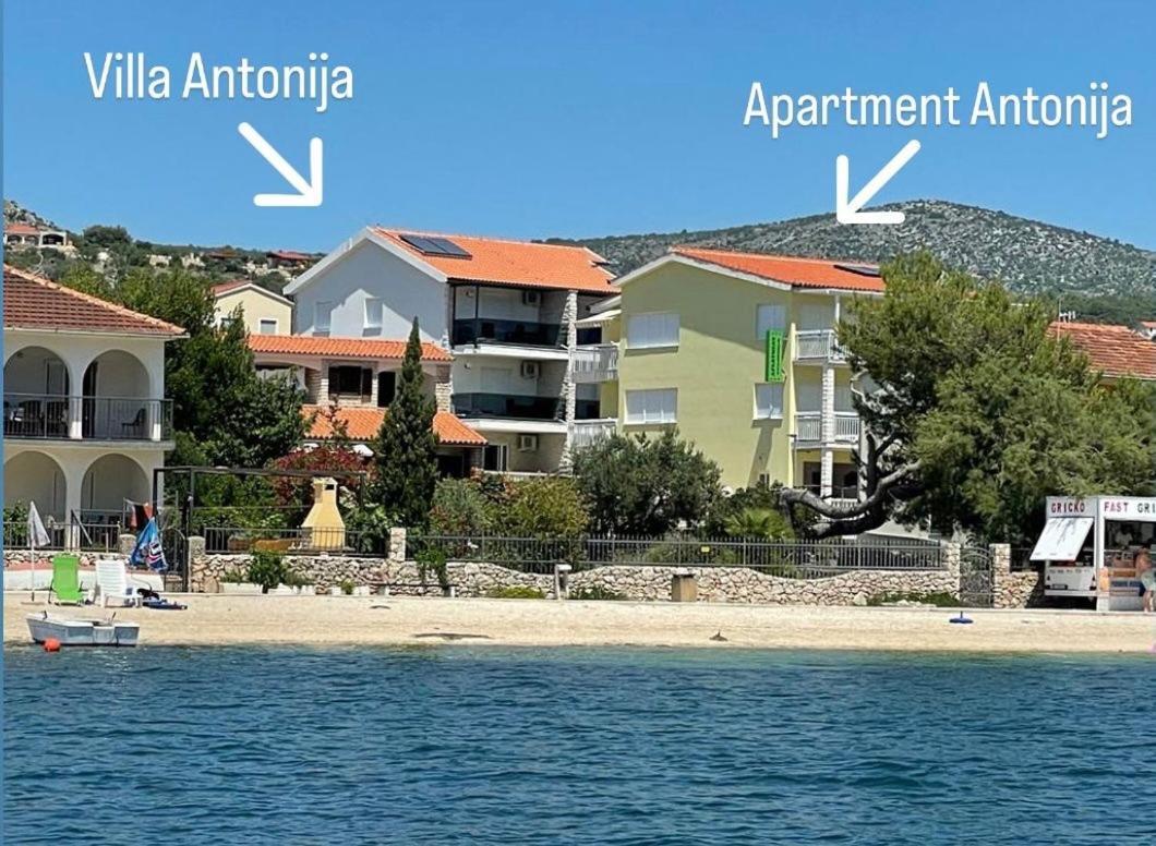 Apartment Antonija Рогозница Экстерьер фото