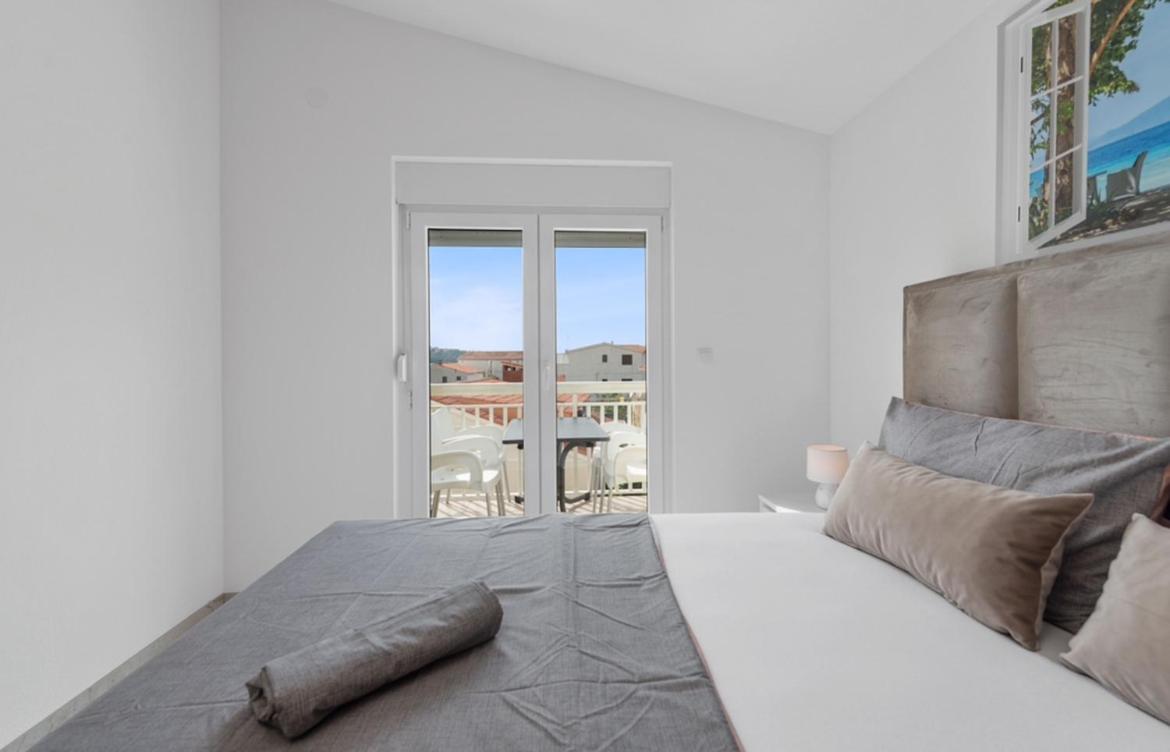 Apartment Antonija Рогозница Экстерьер фото